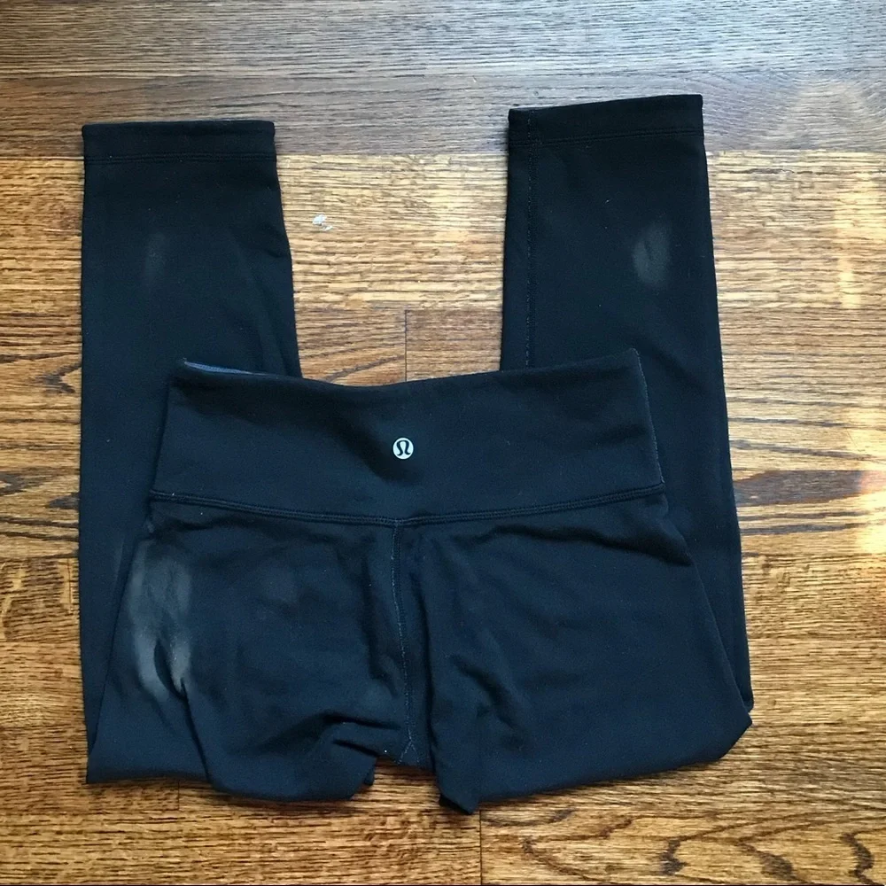 Lululemon reversible Capri leggings